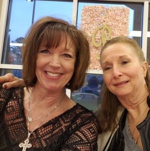 Meet your Posher, Eleanor